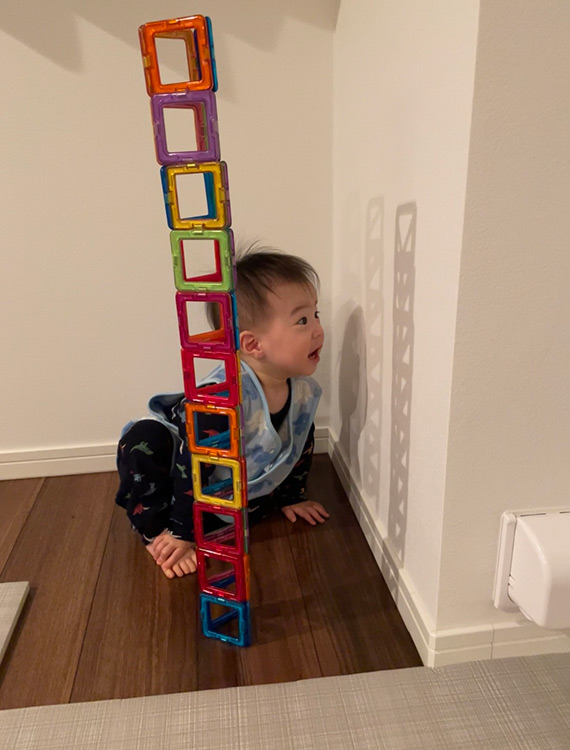【写真】タワーがふえた!!/1歳5カ月